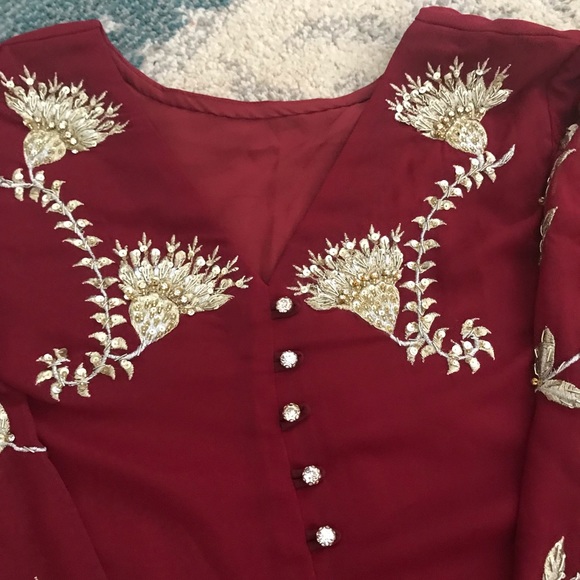 3 piece red/maroon Pakistani outfit - Picture 3 of 9